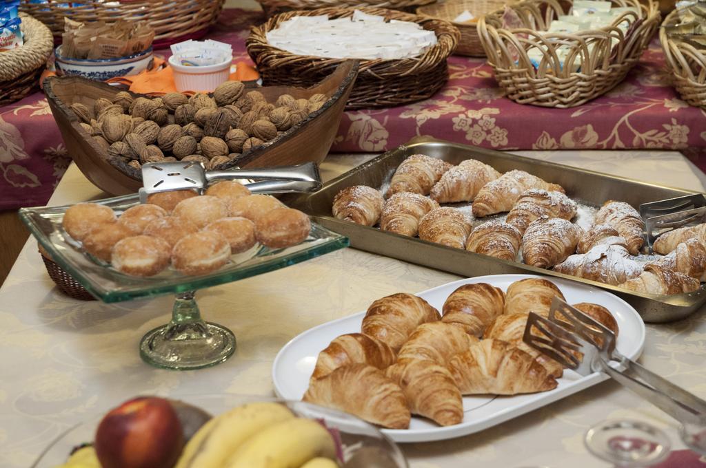 Hotel Vallee De קונייה מראה חיצוני תמונה